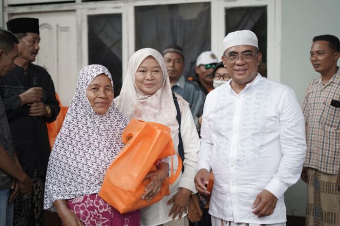 
 Owner Mitra Sehat Berbagi Rezeki: Ratusan Warga Situbondo Terima Zakat Fitrah