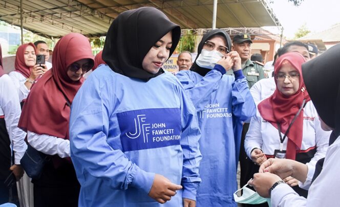 
 Lawan Katarak dan Keluhan Kesehatan, Bupati Situbondo Hadirkan Rumah BRANTAS & Operasi Gratis Skala Besar