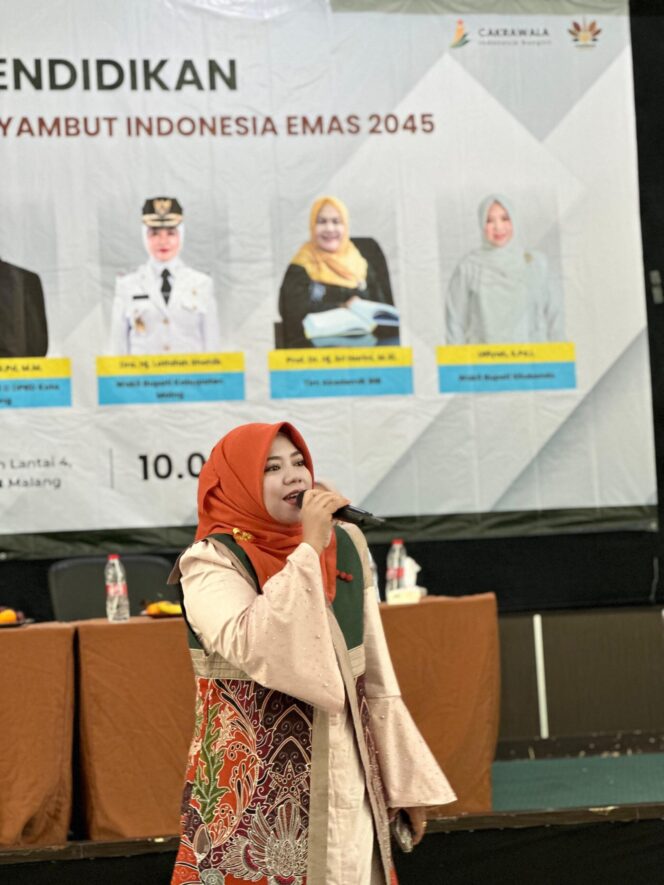 
 Wabup Situbondo Jadi Narasumber di Seminar Pendidikan Menuju Indonesia Emas 2045 di UIN Malang