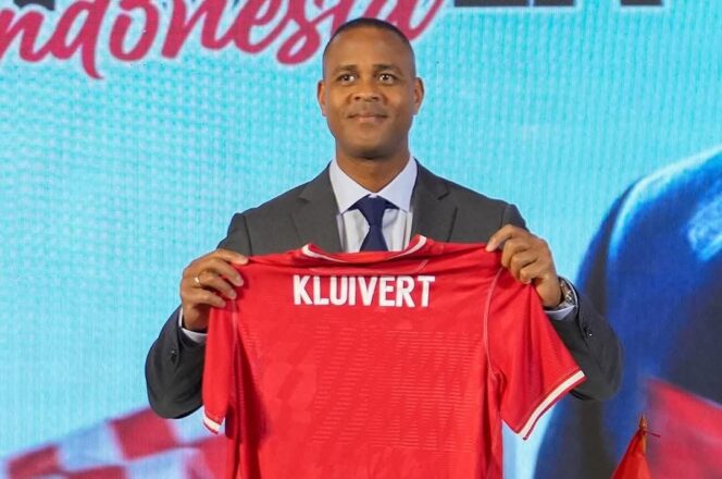 
 Patrick Kluivert Mundur dari Timnas Indonesia Usai Kekalahan Telak dari Jepang? Ini Faktanya