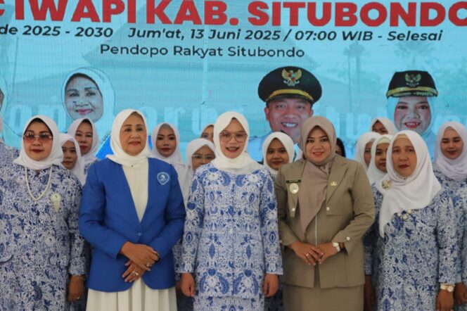 
 Mbak Ulfi Berharap Kepengurusan IWAPI Baru Dapat Membantu Pembangunan Kabupaten Situbondo Naik Kelas