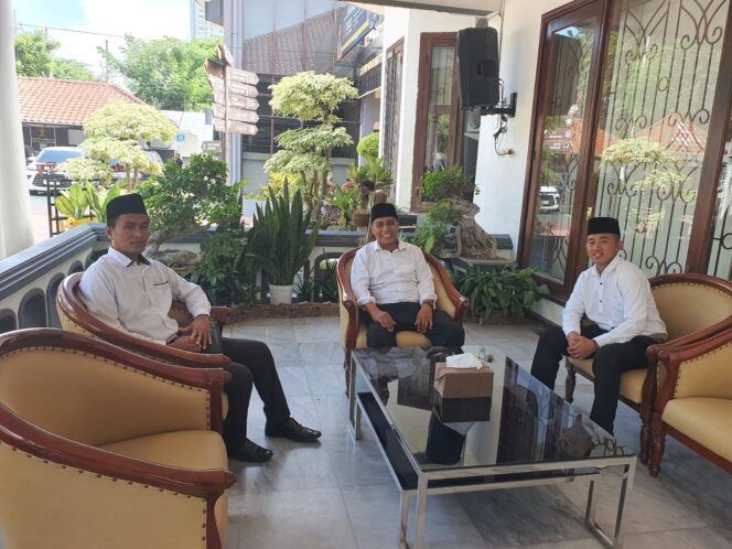 
 Kasus Dugaan Penipuan Percepatan Haji, LBH Mitra Santri Siapkan Laporan Kedua Terhadap Oknum Pegawai Kemenag Situbondo