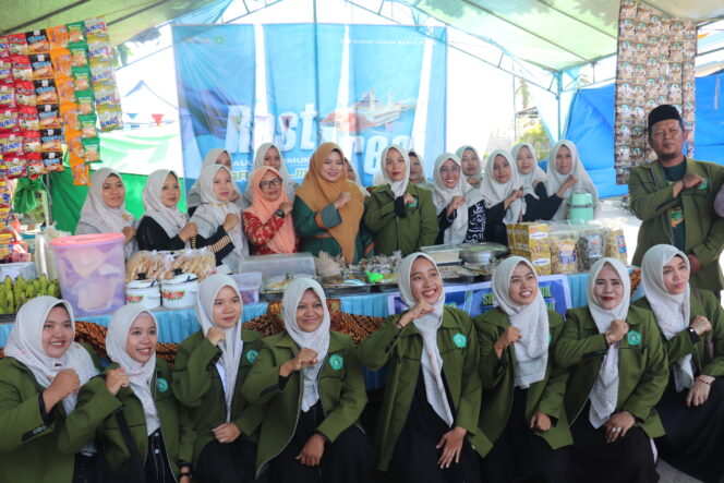 
 Wabup Ulfiyah Siapkan Testimoni Produk UMKM Situbondo Gratis di Rest Area, Dalam Rangka Haul Majemuk Ponpes Sukorejo