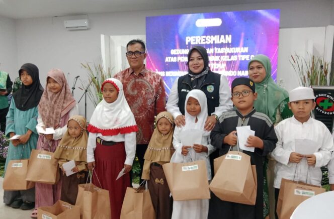 
 Wabup Ulfiyah Resmikan Gedung Baru RS Mitra Sehat Situbondo