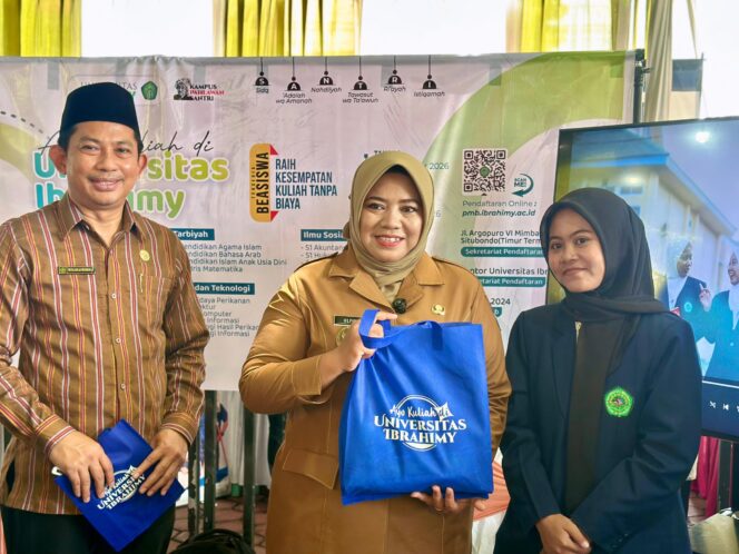 
 Campus Expo 2026, Wabup Ulfiyah Ajak Siswa Siswi se Kabupaten Situbondo Tetap Melanjutkan Pendidikan ke Jenjang Perguruan Tinggi